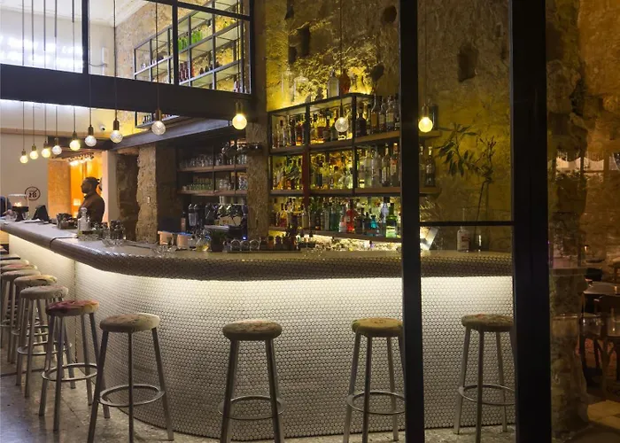 アパートホテル Martin ニコシア